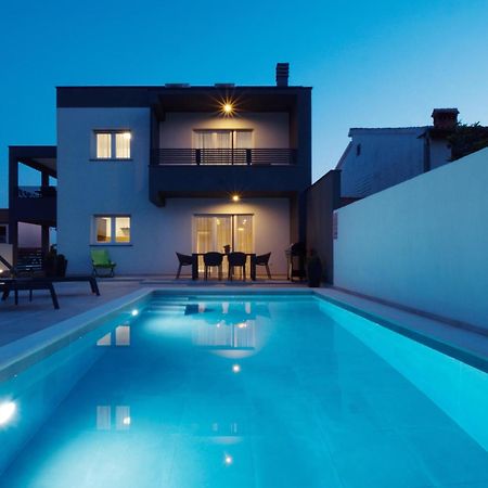 Apartments Iva & Nika Fazana Exterior photo