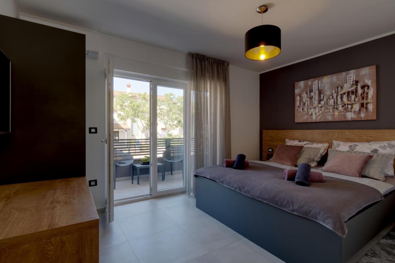 Apartments Iva & Nika Fazana Exterior photo