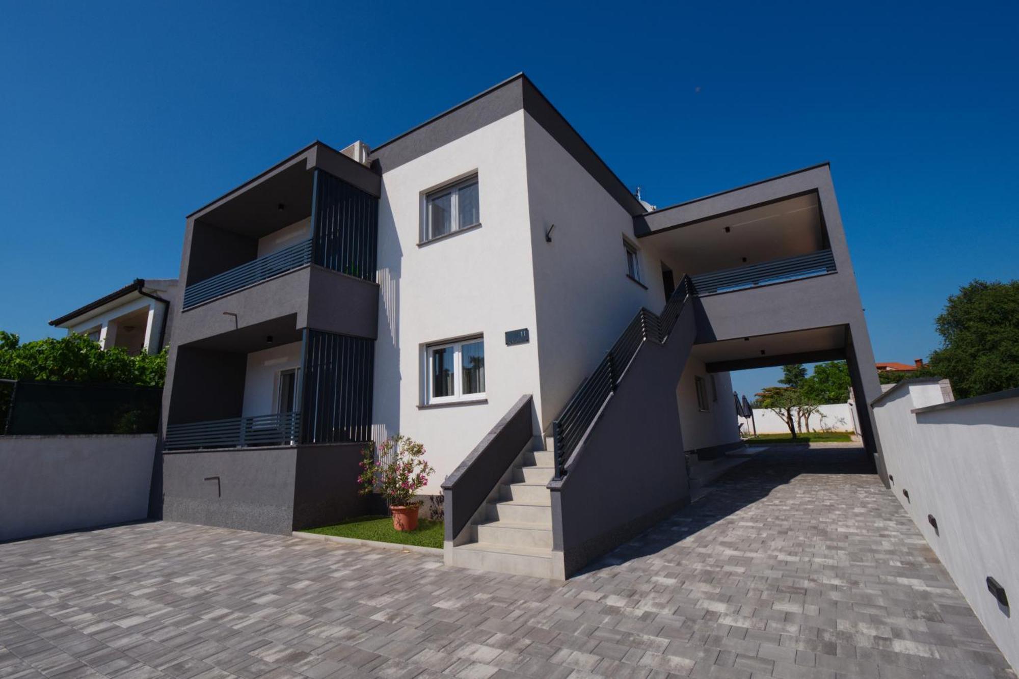 Apartments Iva & Nika Fazana Exterior photo