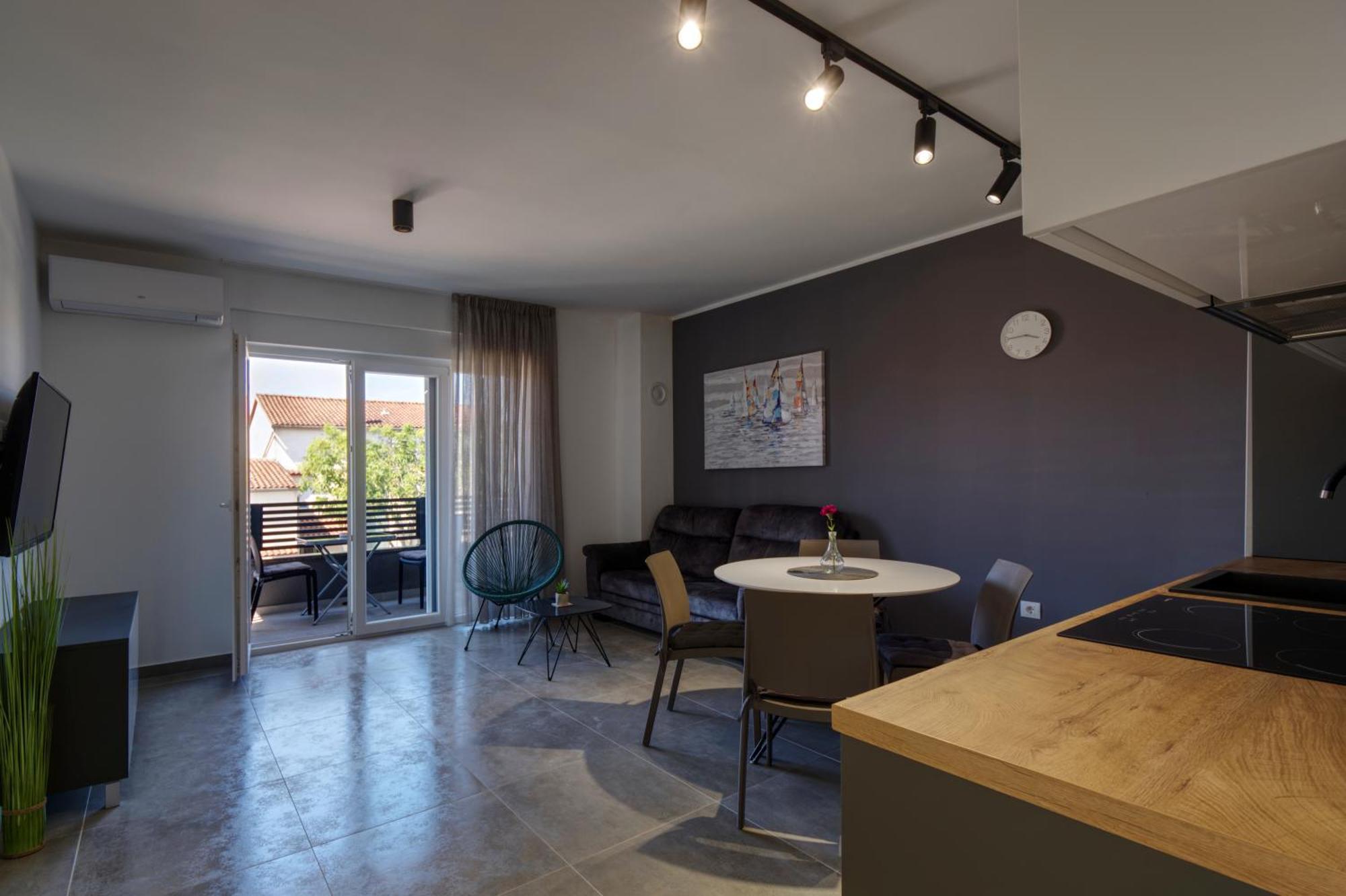 Apartments Iva & Nika Fazana Exterior photo