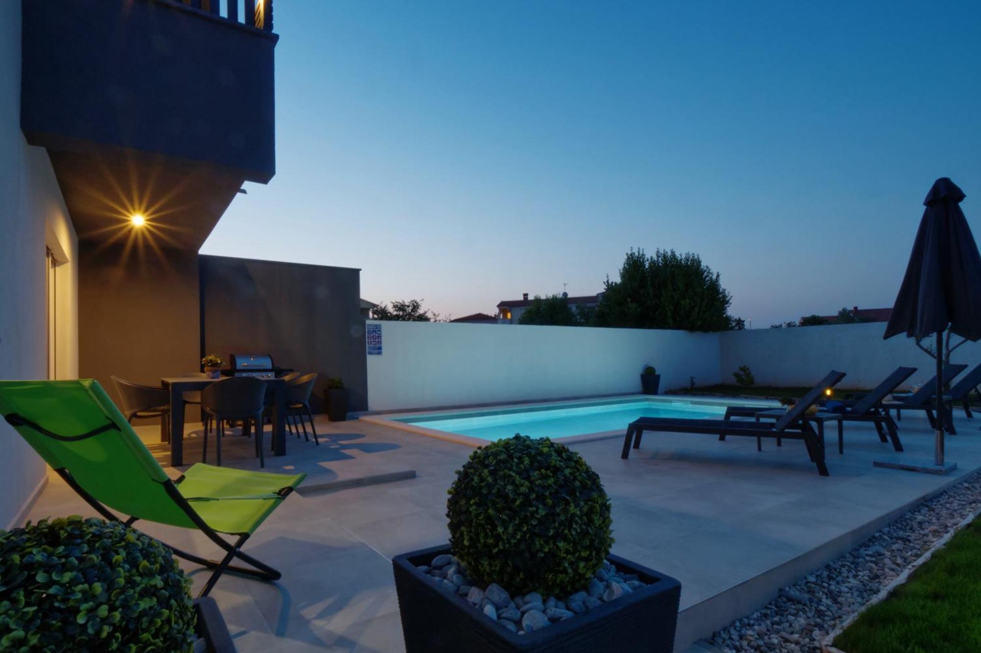 Apartments Iva & Nika Fazana Exterior photo